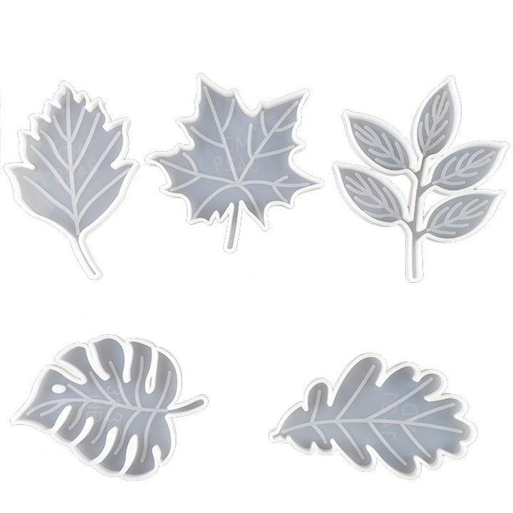 Unleash Your Creativity with the Crystal Silicone Resin Maple Leaf Glue Mold
