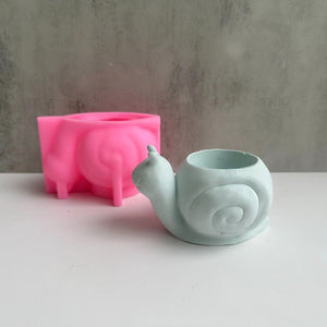 Transform Your Garden with Our Snail Flower Pot Silicone Mold