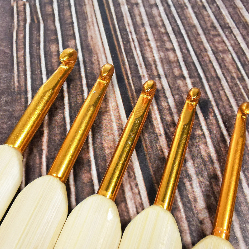 Set Of 8 Alumina Pen Crochet Hooks