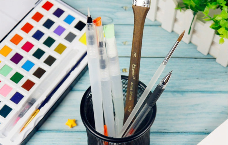 Soft fur watercolor paint brush