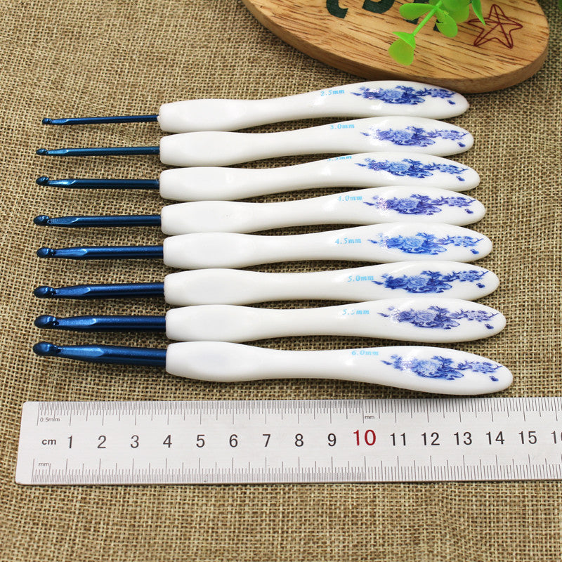 8Blue And White Porcelain Crochet Hooks