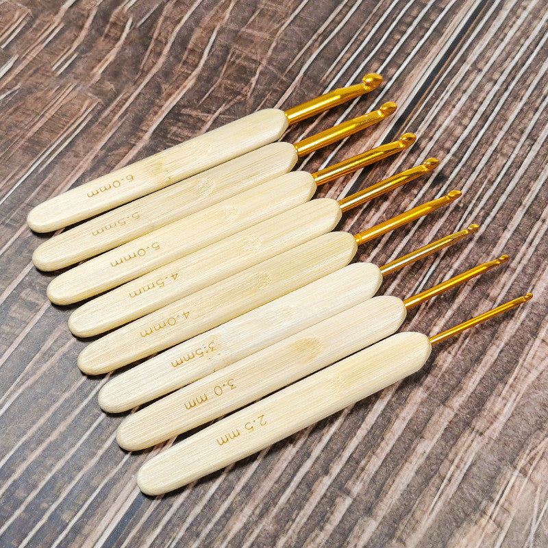 Set Of 8 Alumina Pen Crochet Hooks