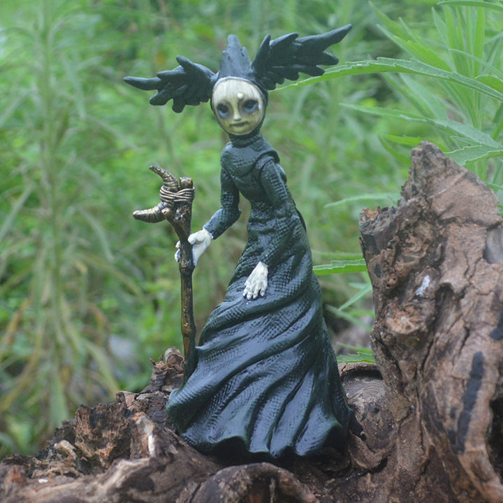 Halloween Creepy Witch Sculptures Garden